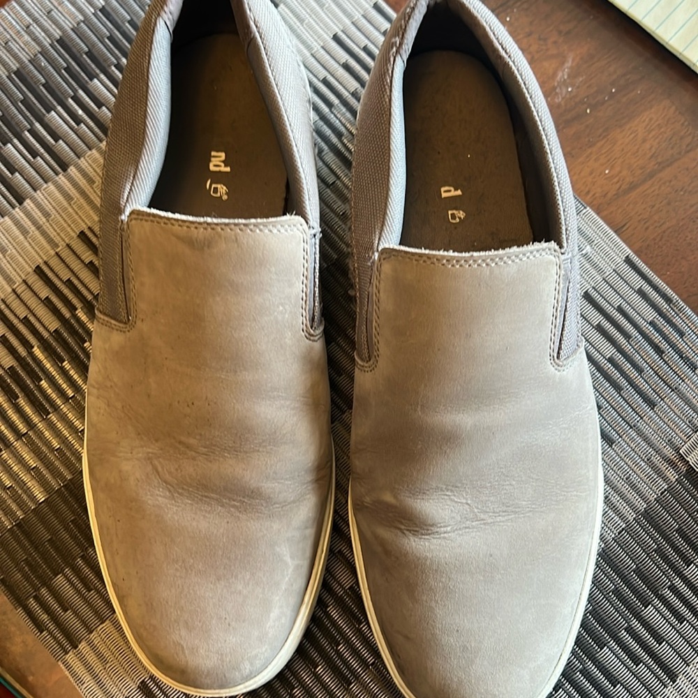 Grey men’s suede shoes